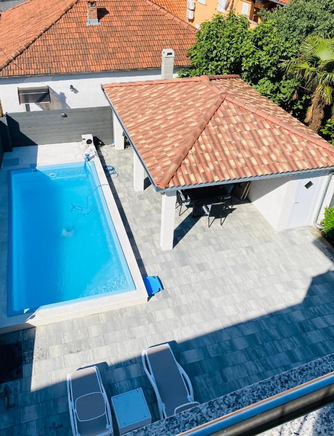 Breitling Apartments With Pool ビオグラード・ナ・モル エクステリア 写真