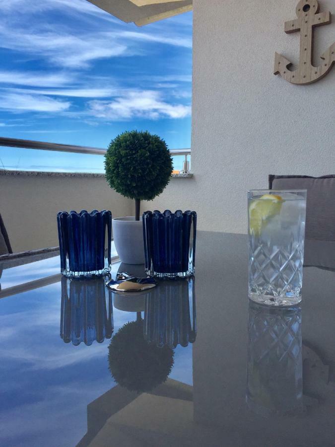 Breitling Apartments With Pool ビオグラード・ナ・モル エクステリア 写真